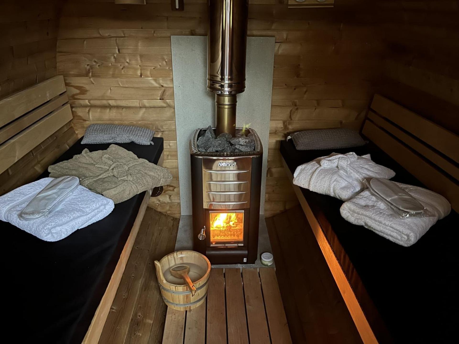 Bed & Breakfast+ De Kooimolen Dreumel Εξωτερικό φωτογραφία